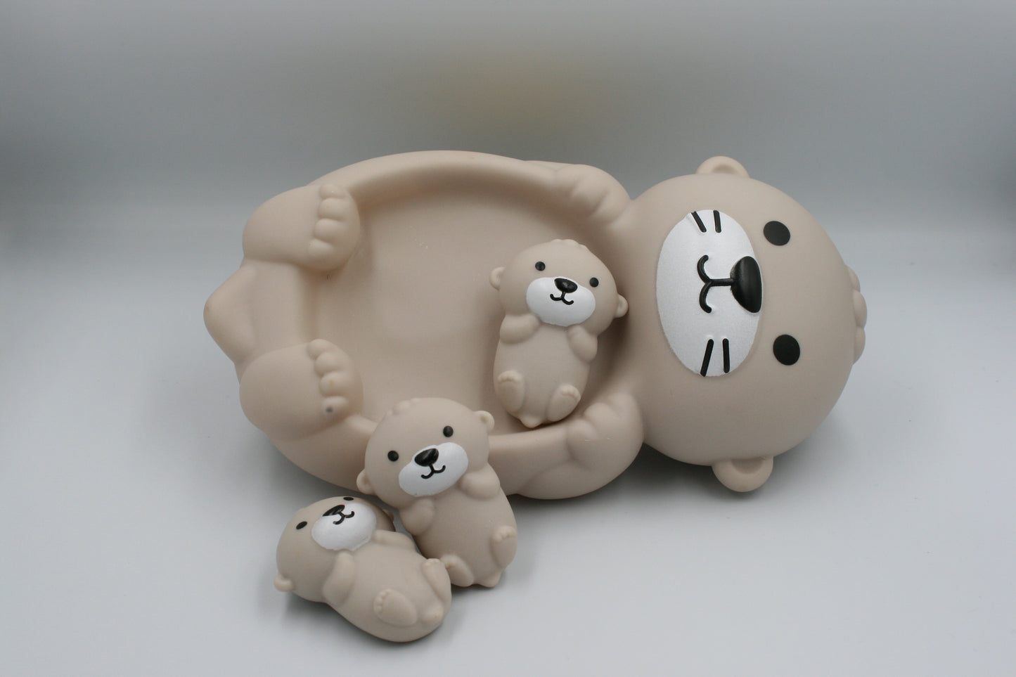 Mama Otter met Baby's