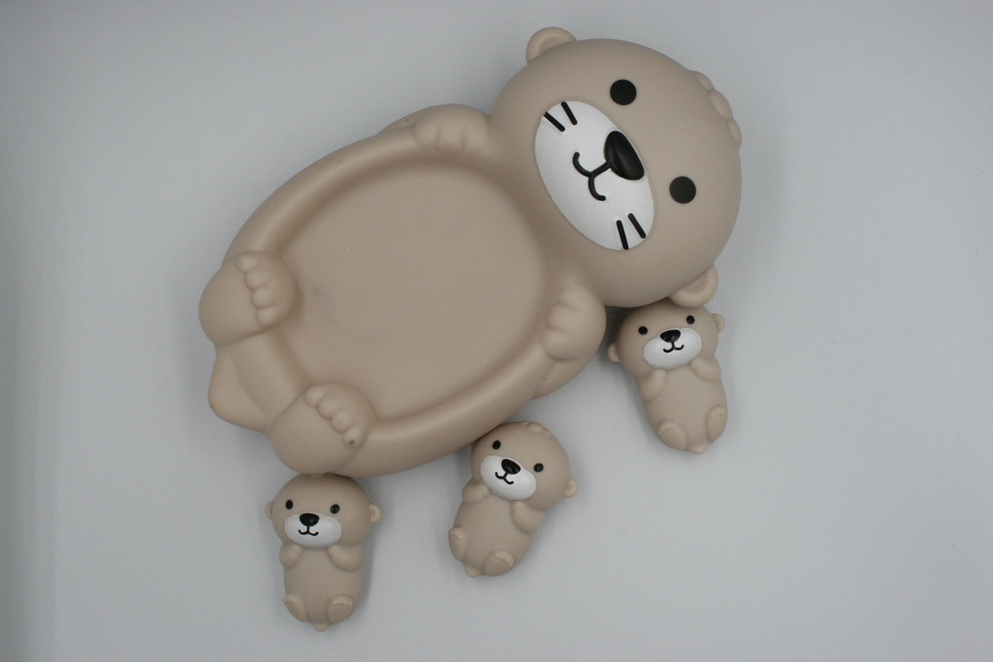 Mama Otter met Baby's